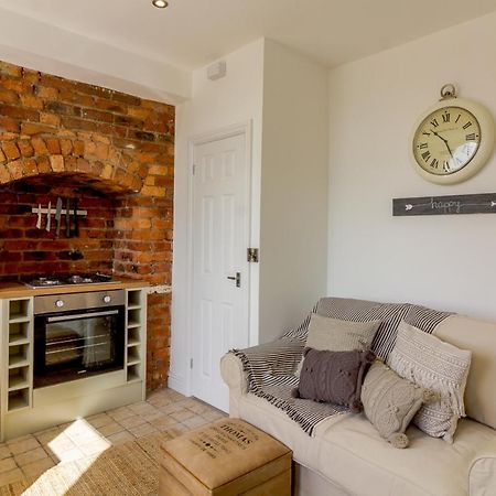 Beautiful 1 Bed Apartment In The Heart Of Matlock Matlock  Exteriér fotografie